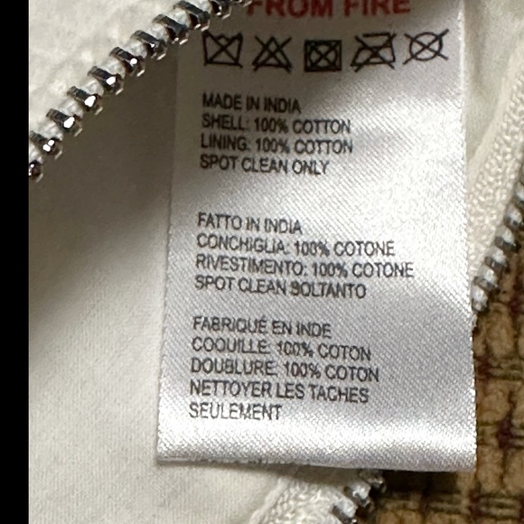 Urban Outfitters Perfect Corduroy Pouch - Picture 10 of 10